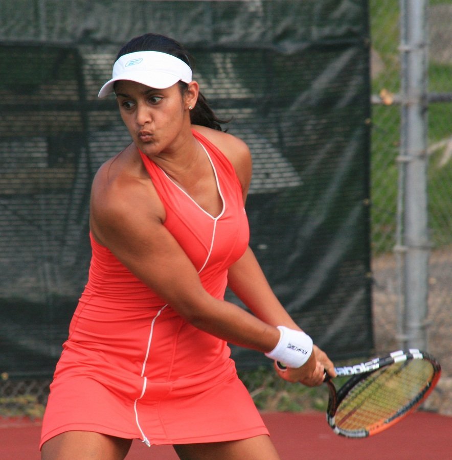 Emma Raducanu Becomes First Qualifier to Win US Open in Historic Victory