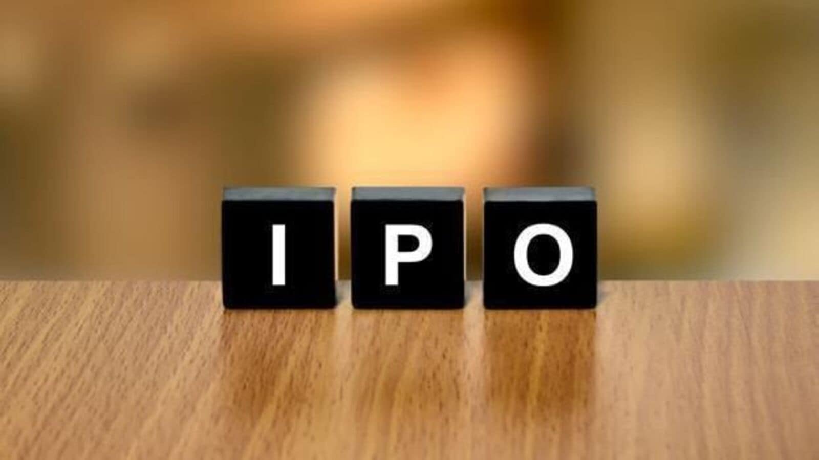 Manba Finance IPO: NBFC mobilises  ₹45 crore from anchor investors ahead of subscription | Stock Market News