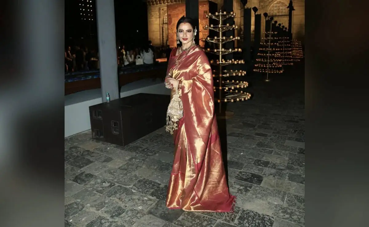 IIFA 2024: Rekha To Deliver 22-Minute Dance Performance With 150 Dancers