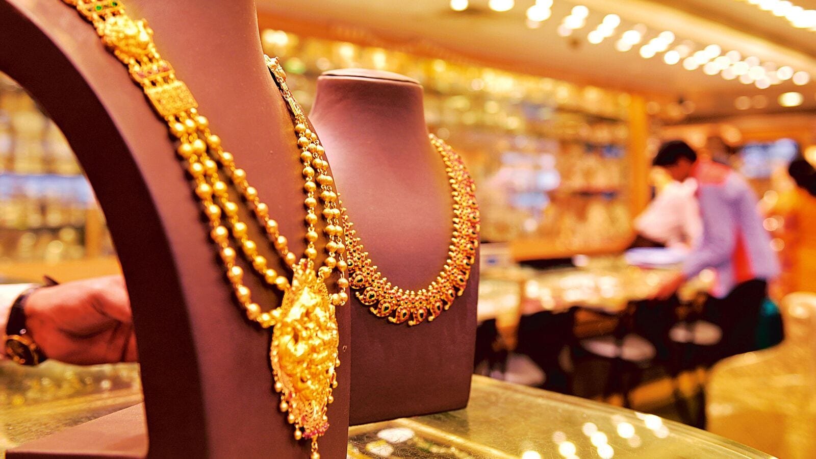 This multibagger smallcap jewellery stock hits 5% upper circuit for 3rd straight session. Do you own it? | Stock Market News