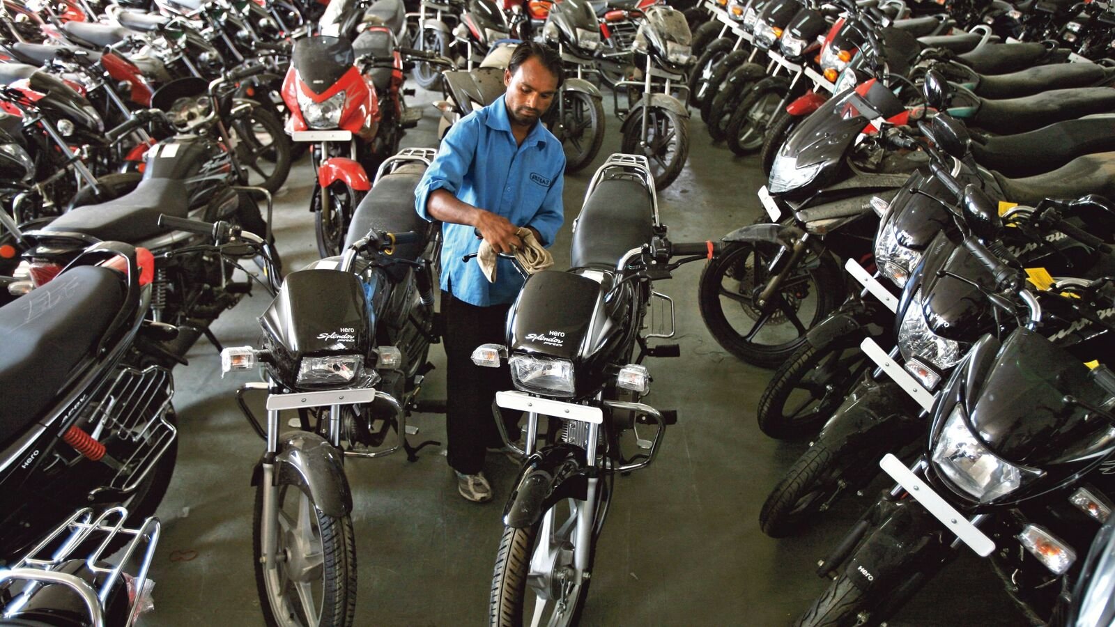 Hero MotoCorp Q2 Results: Net profit rises 6% to  ₹1,066 crore, revenue up 9.9% | Stock Market News