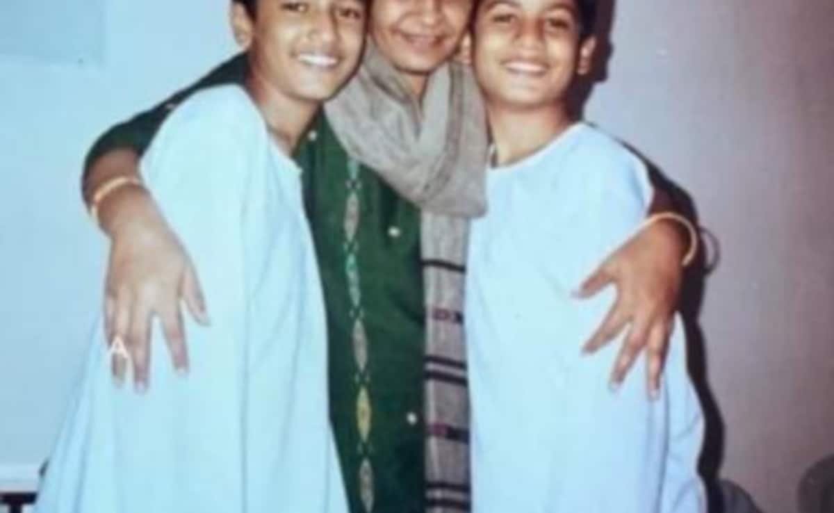 Vicky Kaushal Shares Throwback Pic To Wish “Birthday Girl Maa,” Recalls The Many Thrashings He Got As A Kid