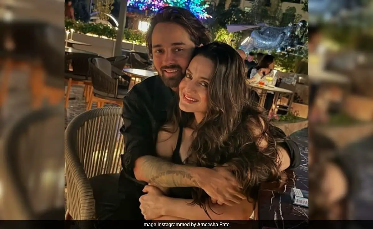 The Internet Thinks Ameesha Patel Is Dating Businessman Nirvaan Birla: “Lovely Evening With My Darling”