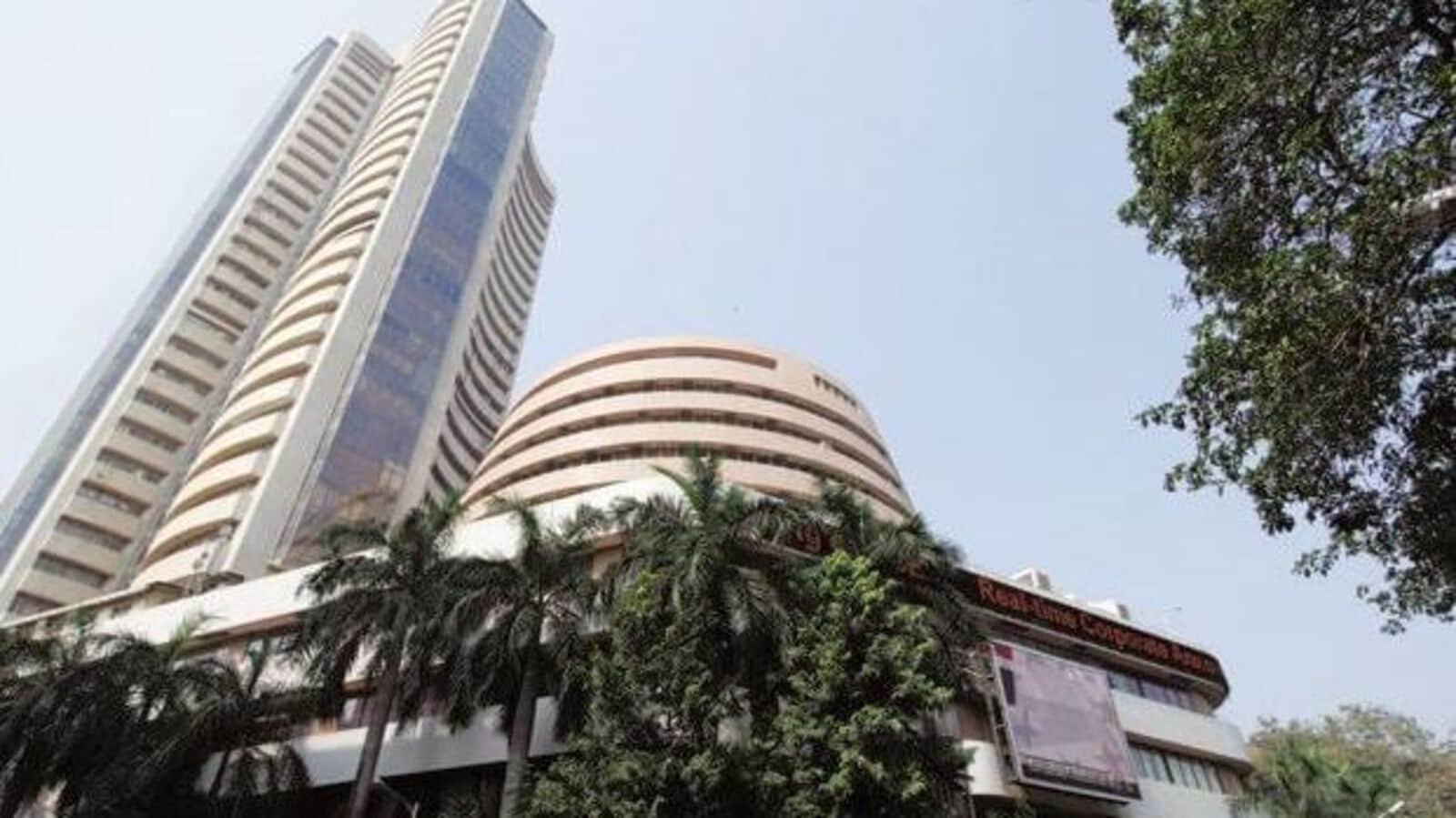 Stock market today: Nifty 50, Sensex fail to hold gains, close flat in volatile trade; PSU banks outperform | Stock Market News